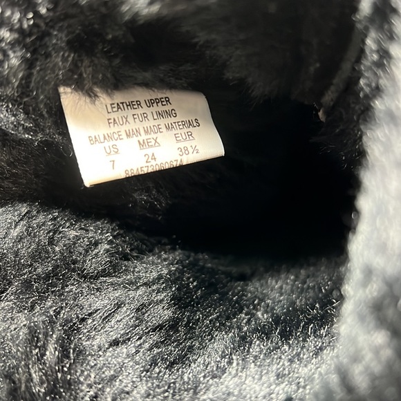 Cool Comfy Buckle Boots. Suede Leather Upper w/ faux furry liner by Melrose Ave - Picture 12 of 15